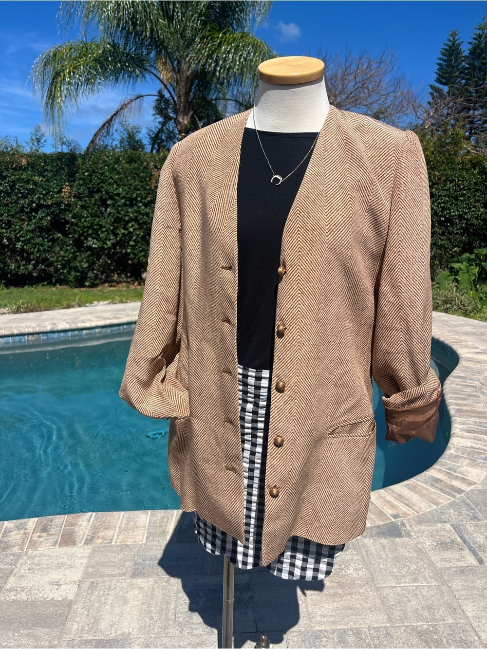 Vintage Tan Herringbone Women's Silk Blazer size medium or oversized small